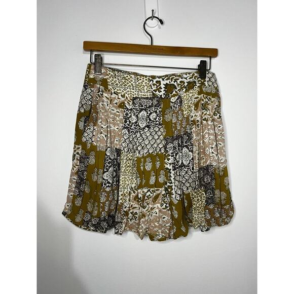 Anthropologie Maeve Floral Patchwork Pleated High Rise Shorts - Picture 1 of 6